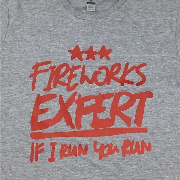 FIREWORKS EXPERT T-SHIRT, 4th of July, Patriotic, Short Sleeve, Various sizes - Picture 2 of 4